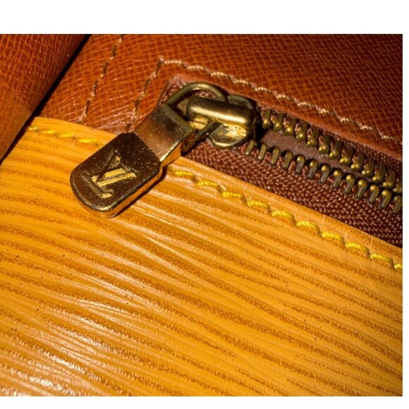 Louis Vuitton Saint Cloud GM Epi Kenyan Fawn Crossbody Saddle Bag LV - Picture 13 of 16